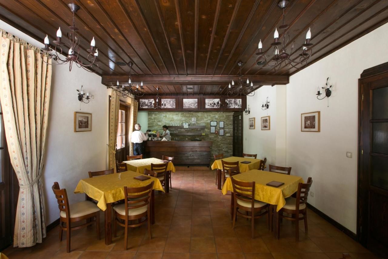 Отель Hotel Ivanov Konak Цетине-19