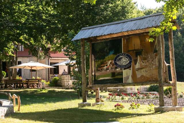 Отель Hotel Ivanov Konak Цетине-33