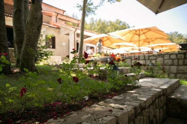 Отель Hotel Ivanov Konak Цетине-38