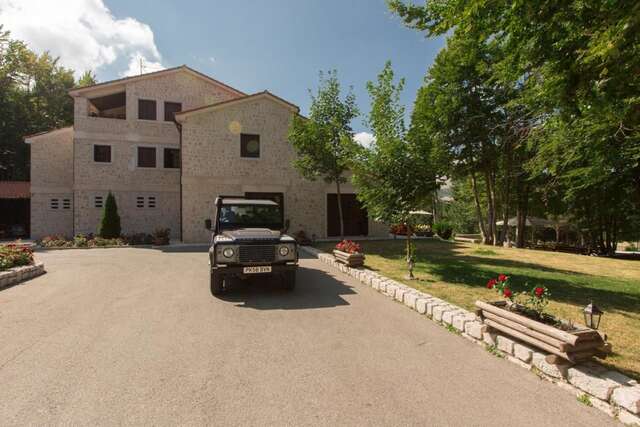 Отель Hotel Ivanov Konak Цетине-9
